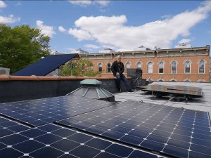 Brooklyn Microgrid Taps Blockchain to Trade Solar Power